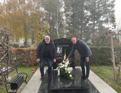 Delegation of Vojvodina laid flowers on the tombstone of Ilija Pantelić for 10th anniversary of his death